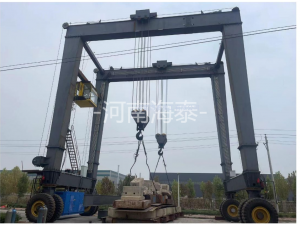 泰國(guó)-輪胎式起重機(jī)-YTL60+60t-10m